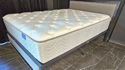 Graceful Plush Mattress